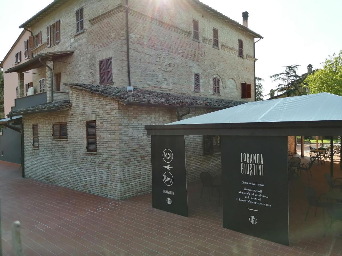 Locanda Giustini Assis Exterior foto