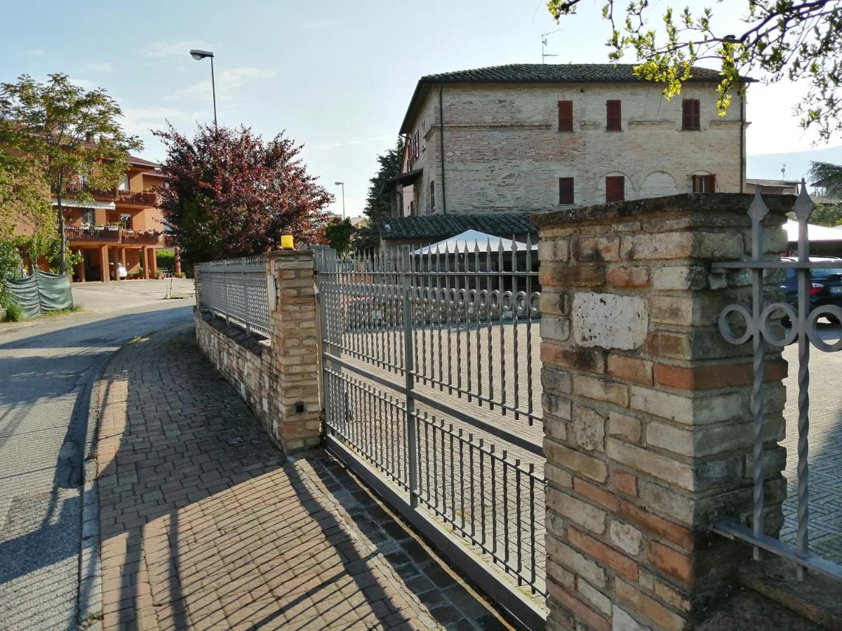 Locanda Giustini Assis Exterior foto
