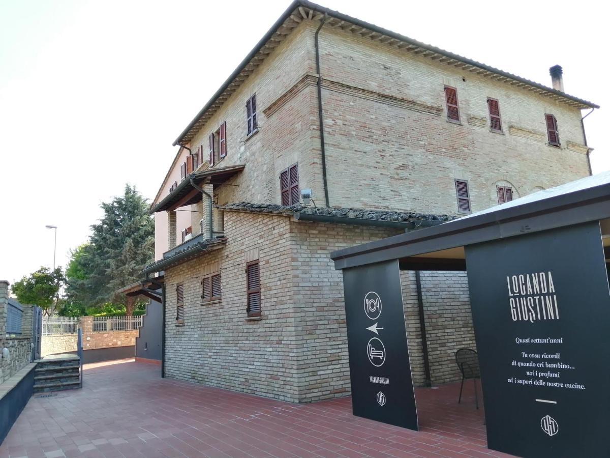 Locanda Giustini Assis Exterior foto