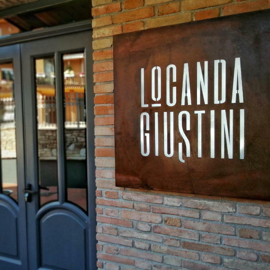Locanda Giustini Assis Exterior foto