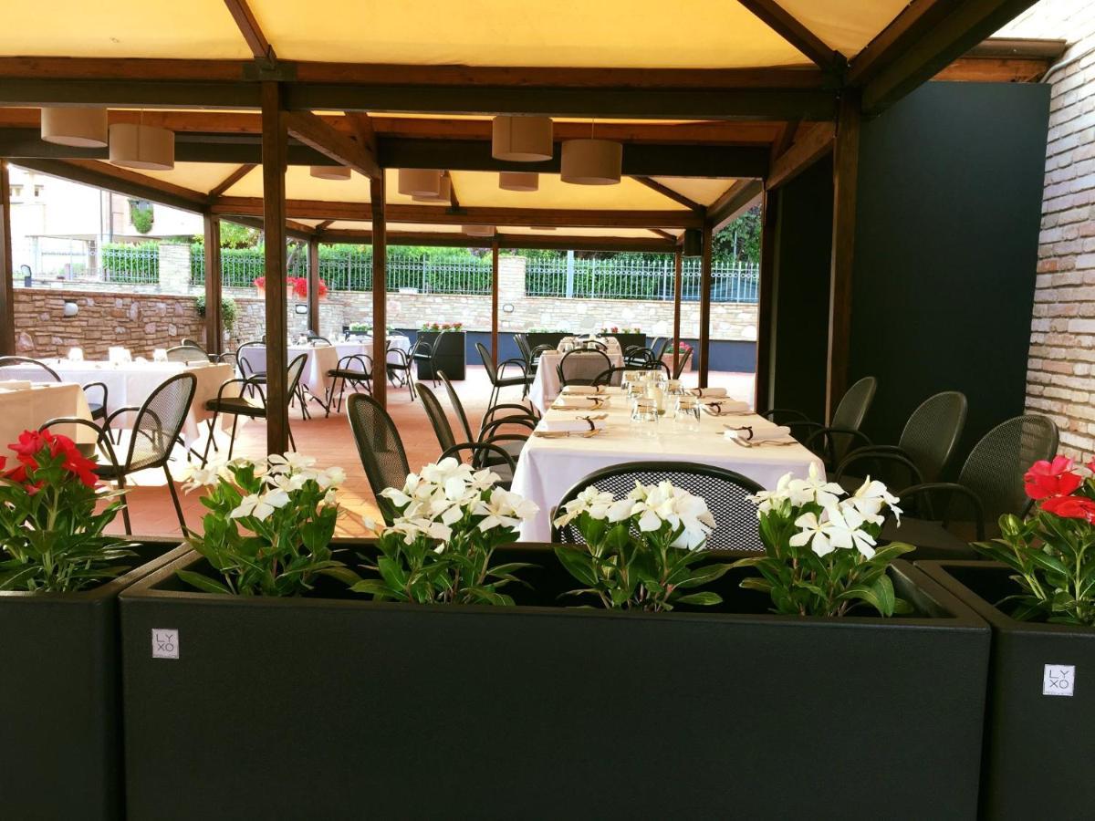 Locanda Giustini Assis Exterior foto
